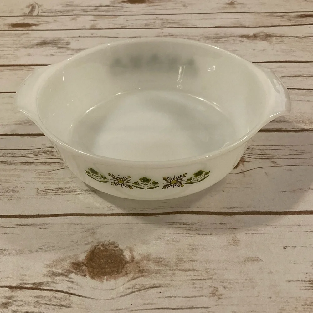 Vintage Anchor Hocking Fire King 1.5 Quart Casserole Dish Meadow Green Pattern